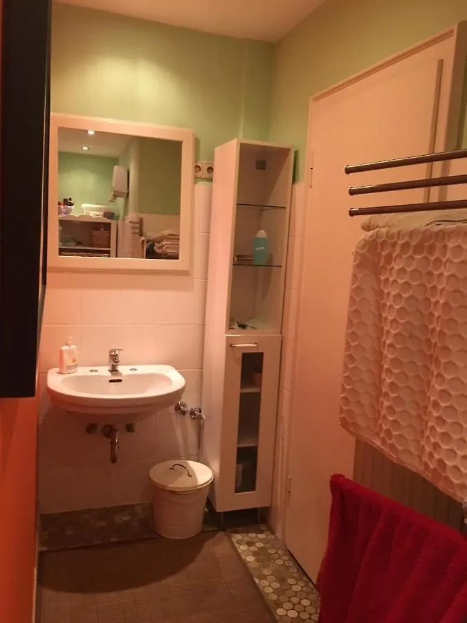 Ferienwohnung Glueck In Benrath Düsseldorf Deutschland